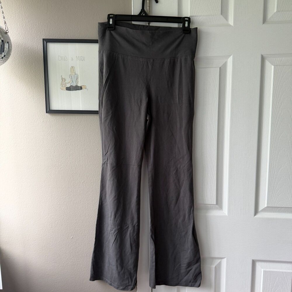 H&M Dark Gray Flare Leggings/Yoga Pants
